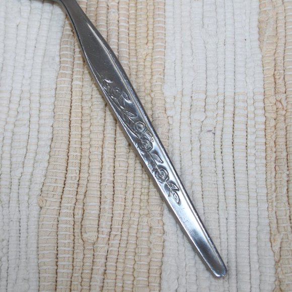VTG COSMOS STAINLESS STEEL 18-8 SOLID SERVING SPOON ROSES JAPAN FLATWARE CSM28 - Picture 3 of 9